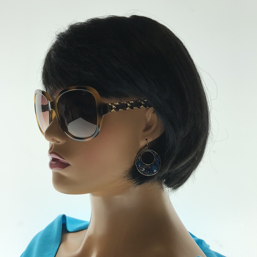 Oleg Cassini Big Round Tortoise Shell Frame And A… - image 1